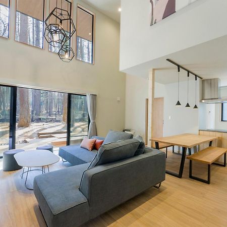 Rakuten Stay Villa Fujikawaguchiko Forest מראה חיצוני תמונה